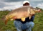 une mirroire massive de 13,5 kg malheuresement encore une gueule cassée...